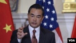 왕이 중국 외교부장의 미국 방문 모습 (자료사진)