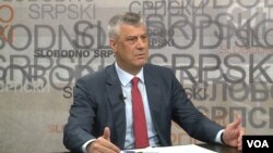 Predsednik Kosova gostuje u emisiji "Slobodno srpski" Budimira Ničića, dopisnika Glasa Amerike.