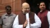 Menteri Dalam Negeri India, Amit Shah, memberikan keterangan kepada media setibanya di gedung parlemen di New Delhi, India, 5 Agustus 2019. 