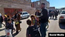 Ərdəbildə Ana Dili Günü ərəfəsində türkcə kitablar paylanıb