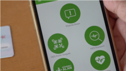 Before making a long-distance journey in Turkey, you need to download the HES app, which issues a unique code that allows you to travel. (Dorian Jones/VOA)