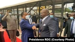 Denis Sassou N'Guesso ayambi mokokani wa ye mokonzi ya RDC na libongo ya Brazzaville, Congo, 15 juillet 2020. (Présidence ya RDC)