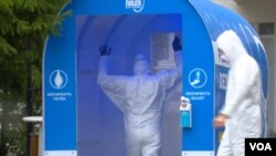 Zdravstveni radnici u Prištini