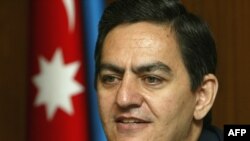 Əli Kərimli: Cəmiyyət qanunsuzluqdan narazıdır (AUDİO)