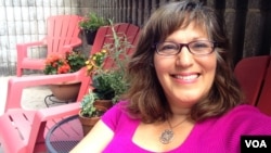 Lilo Schuster mengirimkan ribuan dolar untuk pria yang dikenalnya secara online, yang mengaku anggota militer AS (Photo/Lilo Schuster)