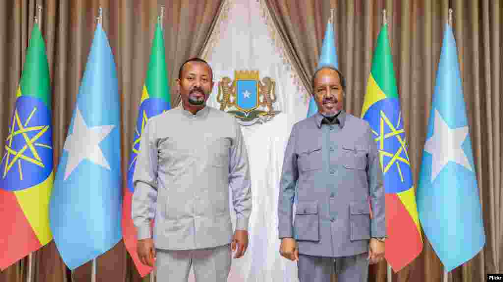 የኢትዮጵያ ጠቅላይ ምኒስትር ዐቢይ አሕመድ፣&nbsp;የሶማሊያ ፕሬዘዳንት ሐሰን ሼኽ መሐሙድ፣&nbsp;ሞቃዲሹ፣ ሶማሊያ&nbsp;