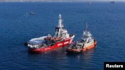 کشتی حامل کمک های بشری برای فلسطینیان 