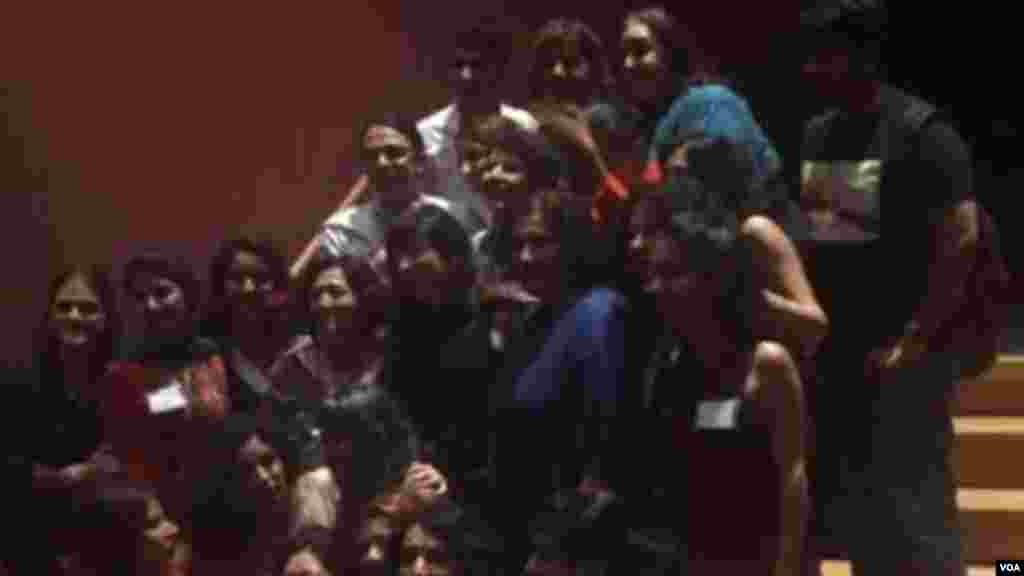 جمعی از اعضاء کمیته محلی برگزارکننده کنفرانس بنیاد پژوهش های زنان ایران در دانشگاه مریلند &ndash; ۲۰۱۶