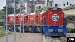 Une nouvelle locomotive de Sitarail lors de la cérémonie entre Ouagadougou et Abidjan, le 9 septembre 2015.