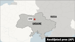 Američki, evropski i ukrajinski zvaničnici optužuju Rusiju da od oktobra 2021. raspoređuje trupe u blizini ukrajinske granice. Rusija uzvraća da ima pravo da sprovodi manevre unutar sopstvene teritorije (Foto: AP) 