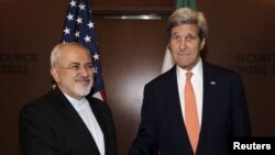 U.S. Secretary of State John Kerry meets with Iran's Foreign Minister Mohammad Javad Zarif at U.N. headquarters in New York City, April 19, 2016.