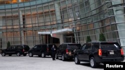 The motorcade of Republican presidential candidate Donald Trump stands outside the Le Cirque restaurant during a fundraising event in Manhattan, New York City, U.S., June 21, 2016. 