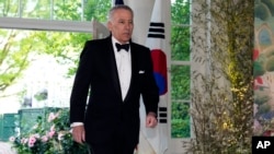 필립 골드버그 주한 미국대사가 지난 4월 백악관에서 열린 윤석열 한국 대통령 환영 국빈 만찬에 참석하고 있다. (자료사진)