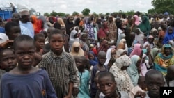 Wadanda 'yan Boko Haram suka tilastawa barin gidajensu.