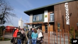 Zatvoreni Mekdonalds na Krimu (arhiva) 