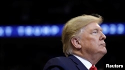 美国总统特朗普在佛罗里达州的一次竞选集会上。(2019年11月26日)