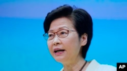 Kepala Eksekutif Hong Kong Carrie Lam berbicara saat konferensi pers di Hong Kong, Selasa, 11 Mei 2021. (Foto: AP)