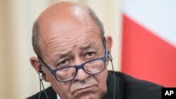 Le chef de la diplomatie française Jean-Yves Le Drian, à Moscou, Russie, 8 septembre 2017.