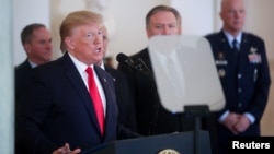 Predsednik SAD Donald Tramp daje izjavu nakon napada Irana na snage koje predvode SAD u Iraku, u Beloj kući, u Vašingtonu, 8. januara 2020.