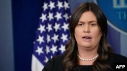 새라 허커비 샌더스 백악관 대변인이 22일 정례브리핑에서 이 날 열린 미한 정상회담 내용에 관해 설명했다.