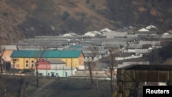 중국 단둥에서 바라본 북한 신의주. (자료사진)