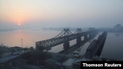 중국 단둥과 북한 신의주를 연결하는 '중조우의교'.