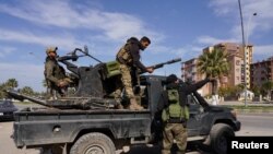 پس از سقوط رژیم بشار اسد، بازگرداندن امنیت یکی از دلهره آورترین چالش‌های پیش روی مقامات جدید در آن کشور پنداشته می‌شود.