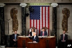 ประธานาธิบดีโจ ไบเดน แห่งสหรัฐฯ นำแถลงนโยบายและผลงานประจำปี หรือ State of the Union ต่อหน้าสมาชิกสภาคองเกรสจากทั้งสองพรรค