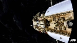 Modul laboratorium antariksa Rusia "Nauka" saat merapat ke International Space Station (ISS), Kamis (29/7). 