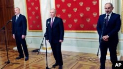 Azərbaycan prezidenti İlham Əliyev, Rusiya prezidenti Vladimir Putin, Ermənistan baş naziri Nikol Paşinyan (Moskva, 11 yanvar 2021-ci il).