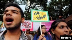 Masu zanga zanga kan fyade