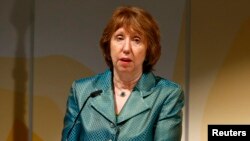 Kepala Kebijakan Luar Negeri Uni Eropa, Catherine Ashton mengatakan di Jenewa, perundingan nuklir Iran substantif dan membawa harapan (16/10).