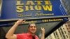 Greg Contaldi, a lifetime Dave Letterman fan, outside the CBS Ed Sullivan Theater in Manhattan, hoping to get an audience ticket for the host's last show. (VOA Photo: Adam Phillips)