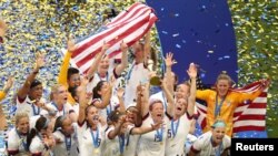 L'équipe américaine victorieuse à Lyon en France le 7 juillet 2019.