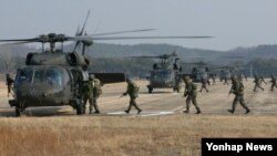 지난 2013년 1월 미한연합공중강습훈련을 실시한 육군 제2작전사령부와 주한미군 2사단.