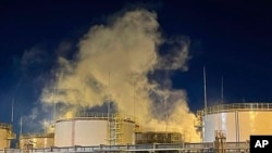 러시아 크라스노다르주의 베니아민 콘드라치에프 지사가 이달 초 텔레그램에 게시한 관내 정유 시설 (자료사진=크라스노다르주지사 텔레그램)