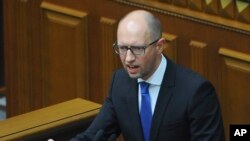 Ukraina bosh vaziri Arseniy Yatsenyuk