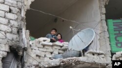 许多儿童被困在叙利亚城市阿勒颇