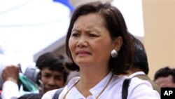 Mu Sochua said Wednesday the Ministry of Justice had “turned a deaf ear” to her case because she does not belong to the ruling party.