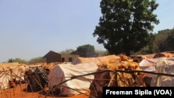 Vue du site déplacés de PK3 à Bria, le 25 février 2017. (VOA/Freeman Sipila)