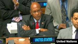 미 국무부의 로버트 우드 군축담당 대사가 6일 유엔 회의에서 북한의 주장을 반박하고 있다.
