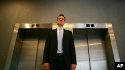 Holandjanin Piter Gijselar visok je 2 metra i 10 centimetara. Većina ljudi je viša od svojih roditelja ali u Holandiji je generacijska progresija dostigla nove visine. 