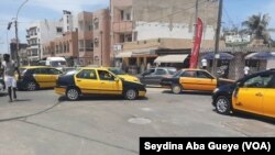 Les embouteillages témoignent de la reprise des activités à Dakar, le 10 mars 2021. 