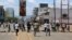 Protesters erect roadblocks in Kisumu, Kenya during anti-electoral commission demonstrations ahead of the upcoming re-run presidential election. October 2, 2017. (VOA/J.Craig)
