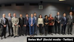 وزارت خارجۀ سویس تا کنون دربارۀ برگزاری نشست نمایندگان ویژه برخی کشورها برای افغانستان جزییات نداده است.