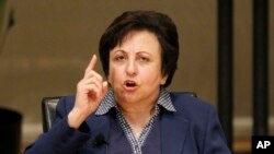 شیرین عبادی، رئیس کانون مدافعان حقوق بشر و برنده جایزه صلح نوبل سال ۲۰۰۳ - آرشیو