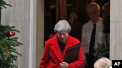 La première ministre britannique, Theresa May, le 3 décembre 2018. (AP Photo/Frank Augstein)
