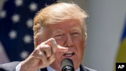 Presiden AS Donald Trump meneruskan kritiknya terhadap Qatar (foto: dok).