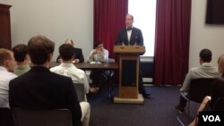 美国智库哈德逊研究所的专家福特