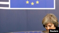 ბრიტანეთის პრემიერი ბრიუსელში ევროკავშირის სამიტს ტოვებს. 